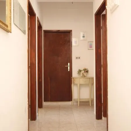With A Parking Space Rukavac, - 8849 Appartamento Vis