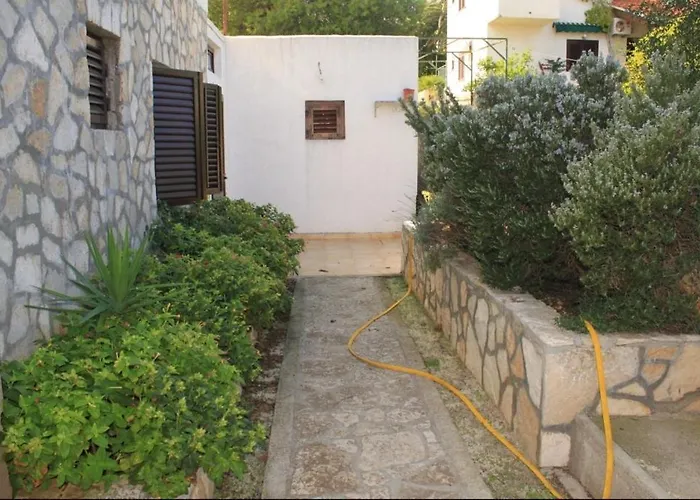 Appartamento With A Parking Space Rukavac, - 8849 Vis