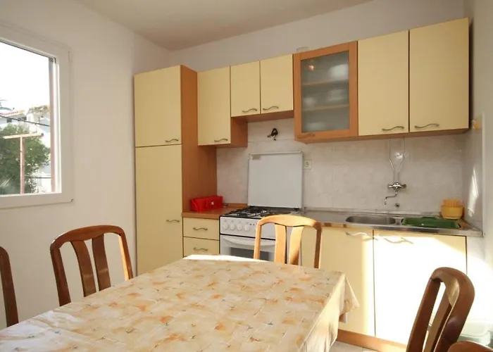 Appartamento With A Parking Space Rukavac, - 8849
