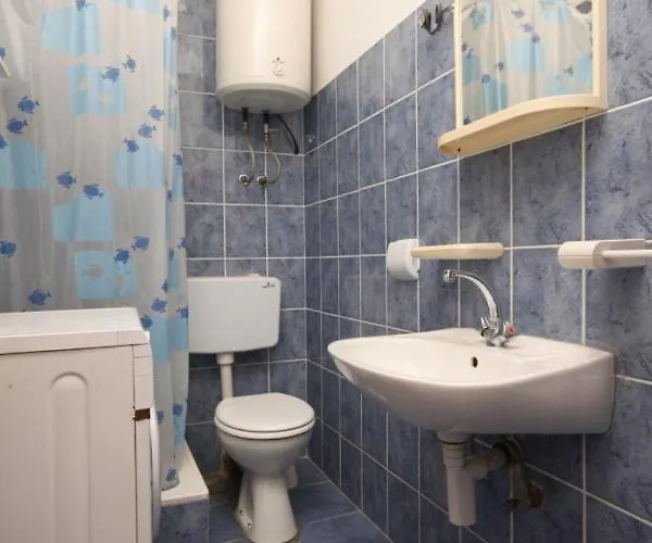 Appartamento With A Parking Space Rukavac, - 8849 *